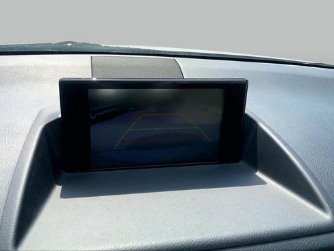 Used 2014 Lexus CT 200h FWD image 26