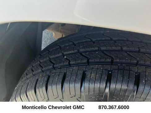 Used 2011 Chevrolet Tahoe LS w/ Convenience Package RWD image 29