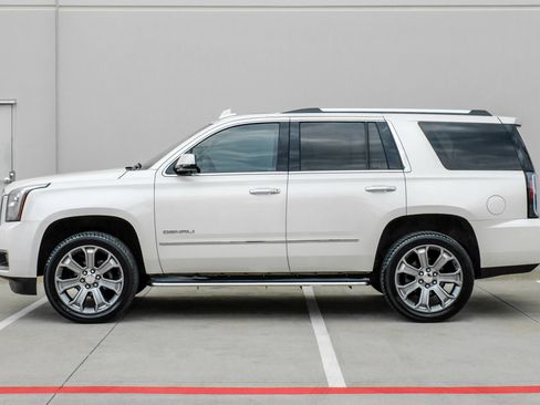 Used 2015 GMC Yukon Denali w/ Open Road Package RWD image 10