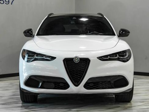 Used 2024 Alfa Romeo Stelvio Veloce AWD/4WD image 10