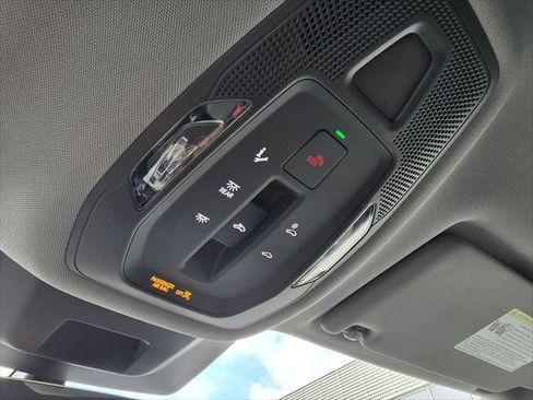 Certified 2025 Audi Q6 e-tron Premium Plus AWD/4WD image 35