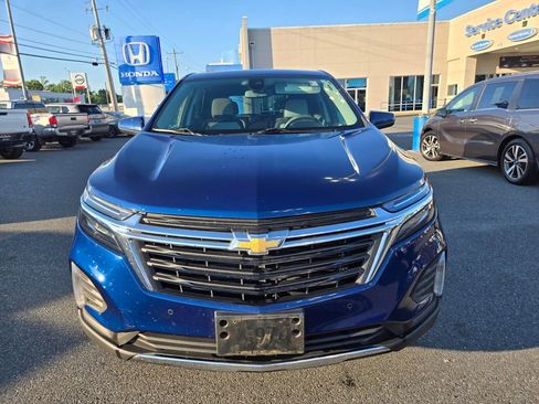Used 2022 Chevrolet Equinox LT FWD image 2
