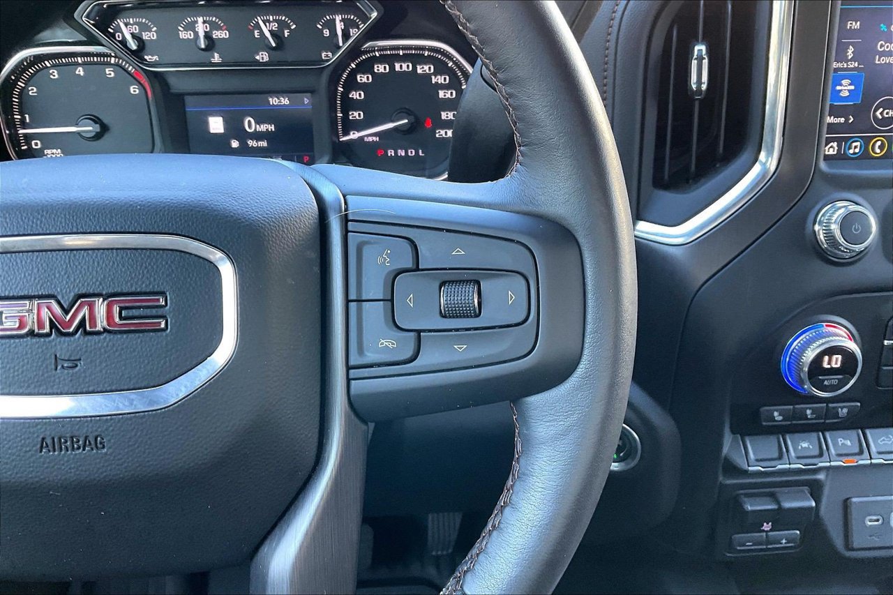 Used 2022 GMC Sierra 1500 AT4 w/ AT4 Premium Package AWD/4WD image 29