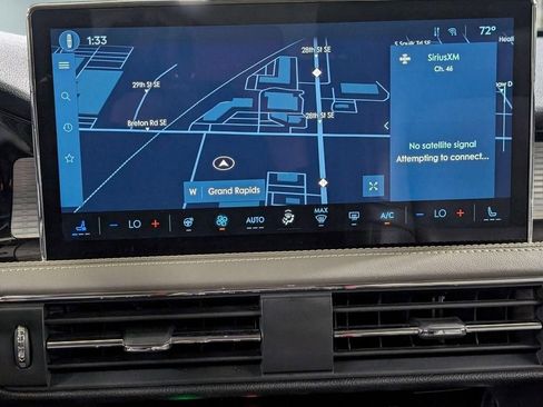 Certified 2024 Lincoln Corsair FWD w/ Equipment Group 101A image 24