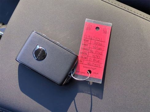 New 2026 Volvo XC90 B6 Plus w/ Protection Package Premier image 33