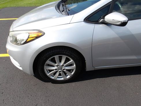 Used 2014 Kia Forte LX w/ Popular Package FWD image 28