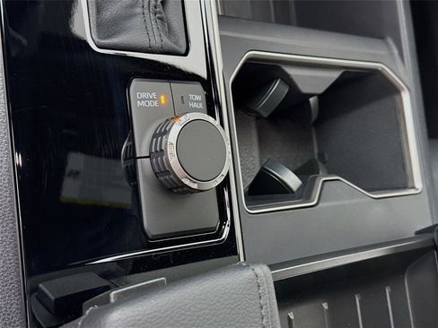 Certified 2025 Toyota Tundra SR5 w/ SR5 Premium Package RWD image 28