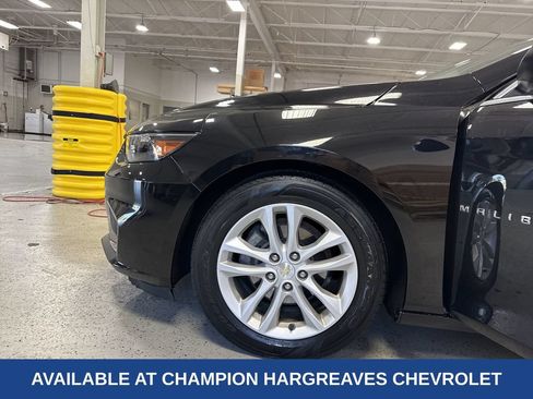 Used 2017 Chevrolet Malibu LT FWD image 41