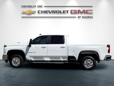 Used 2025 Chevrolet Silverado 2500 LT w/ Convenience Package AWD/4WD image 6