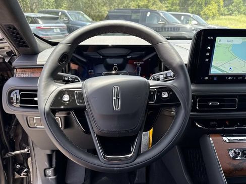 New 2026 Lincoln Aviator Black Label w/ Jet Appearance Package AWD/4WD image 27