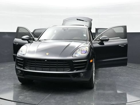 Used 2018 Porsche Macan S AWD/4WD image 32