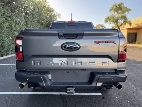 Used 2025 Ford Ranger Raptor AWD/4WD image 12