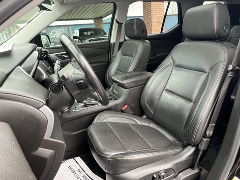 Used 2020 Chevrolet Traverse Premier w/ Redline Edition image 14