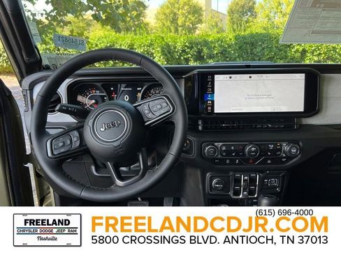 New 2025 Jeep Gladiator Sport AWD/4WD image 21
