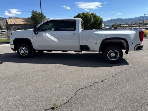 Used 2026 Chevrolet Silverado 3500 LT w/ All Star Edition AWD/4WD image 4