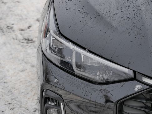 Used 2023 Ford Escape Platinum image 16