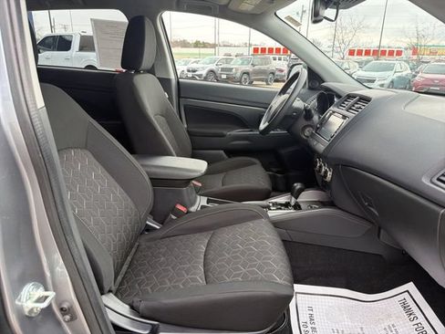 Used 2024 Mitsubishi Outlander Sport ES AWD/4WD image 23