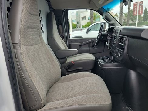 Used 2021 Chevrolet Express 2500 w/ Communications Package RWD image 14