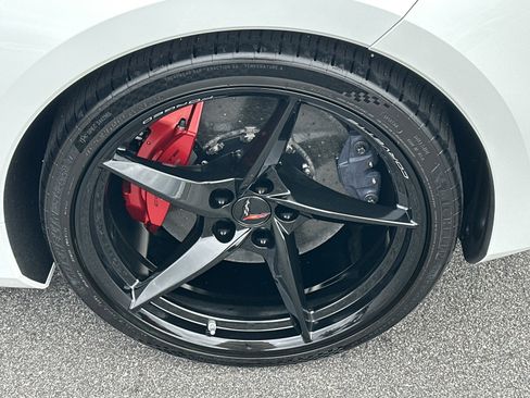 Used 2025 Chevrolet Corvette E-Ray image 24