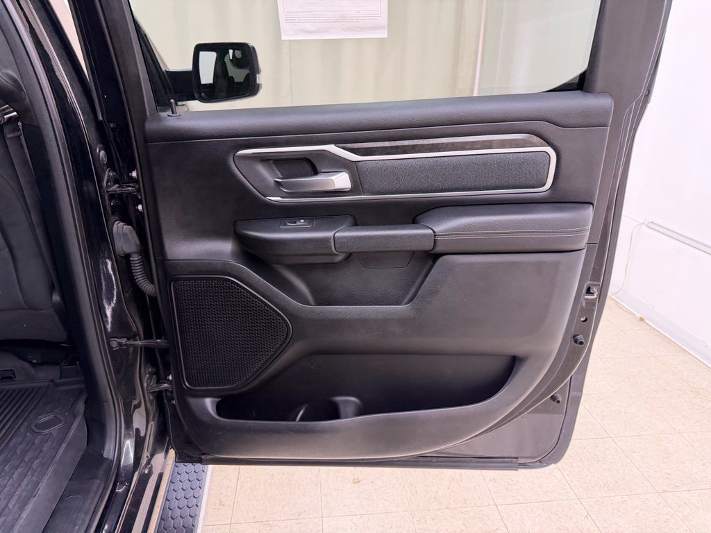 Used 2020 RAM 1500 Big Horn AWD/4WD image 11