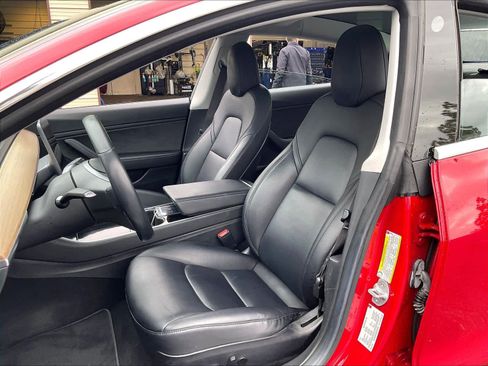 Used 2018 Tesla Model 3 Long Range image 24