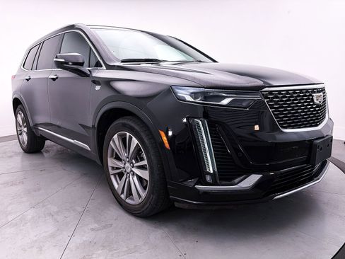 Used 2023 Cadillac XT6 Premium Luxury AWD/4WD image 13