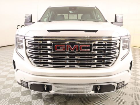 Used 2024 GMC Sierra 1500 Denali w/ Denali Reserve Package image 9