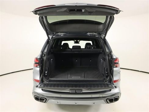 Used 2025 BMW X5 M60i image 23