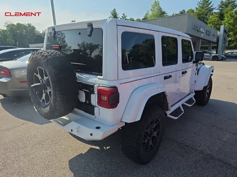 Used 2022 Jeep Wrangler Unlimited Rubicon w/ Xtreme Recon 35" Tire Package AWD/4WD image 6