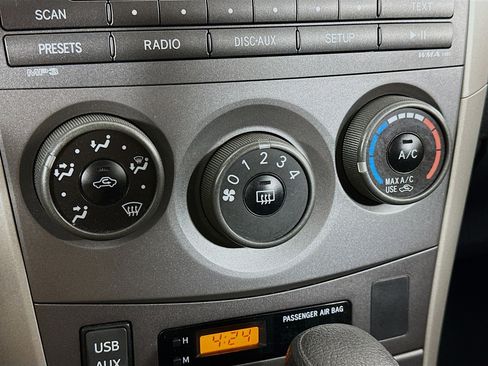 Used 2011 Toyota Corolla S image 22