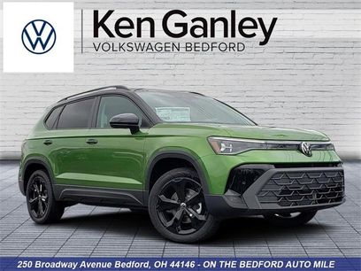 New 2025 Volkswagen Taos SE