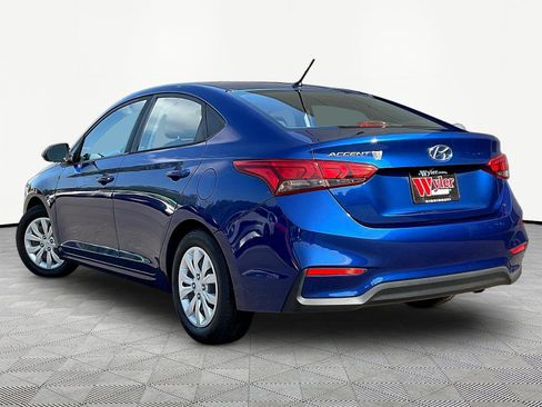 Used 2019 Hyundai Accent SE FWD image 4