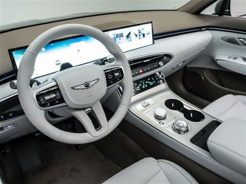 New 2026 Genesis GV70 2.5T Advanced AWD/4WD image 18