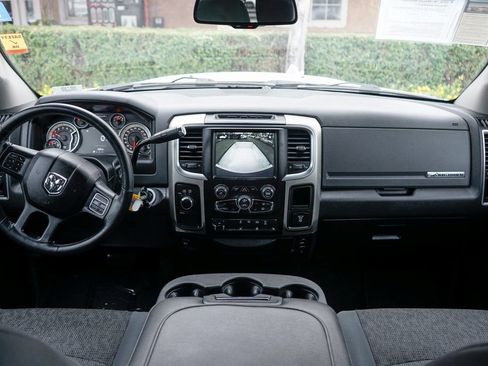 Used 2018 RAM 2500 Big Horn image 24