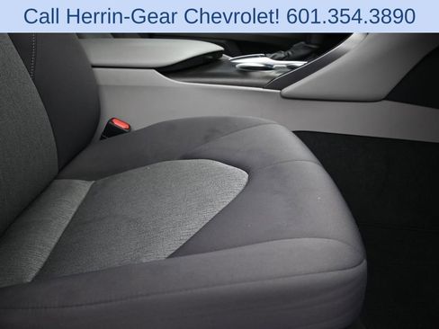 Used 2022 Toyota Camry LE FWD image 25