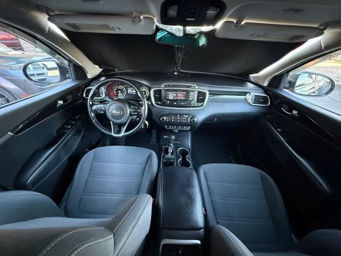 Used 2016 Kia Sorento FWD w/ LX Convenience Package image 45