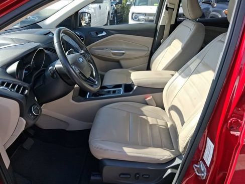 Used 2018 Ford Escape SEL AWD/4WD image 12