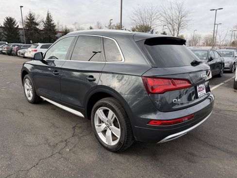 Used 2018 Audi Q5 2.0T Premium Plus w/ Premium Plus Package image 4
