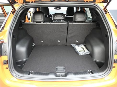 New 2026 Jeep Compass Latitude image 19