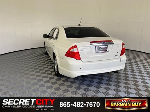 Used 2010 Ford Fusion SEL FWD image 5
