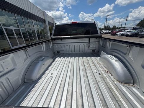 Used 2017 Ford F150 XL w/ Equipment Group 101A Mid AWD/4WD image 8