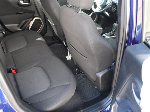 Used 2017 Jeep Renegade Latitude image 13