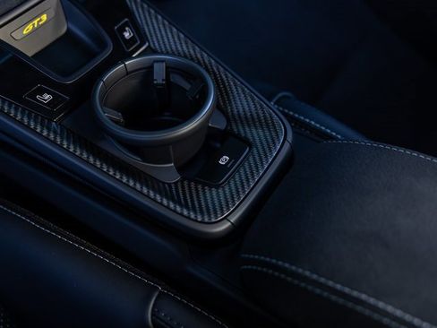 Used 2025 Porsche 911 GT3 image 38