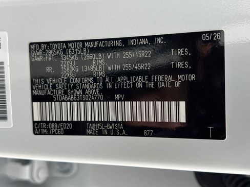 New 2026 Lexus TX 500h AWD image 25