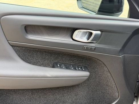 Certified 2023 Volvo C40 P8 Recharge Plus AWD/4WD image 10