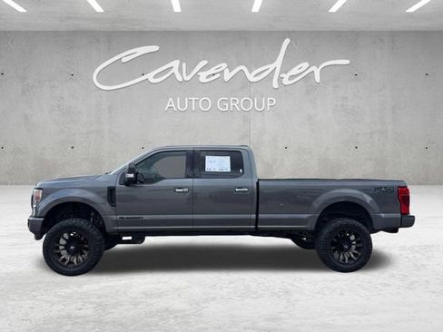 Used 2022 Ford F350 Platinum w/ FX4 Off-Road Package AWD/4WD image 16