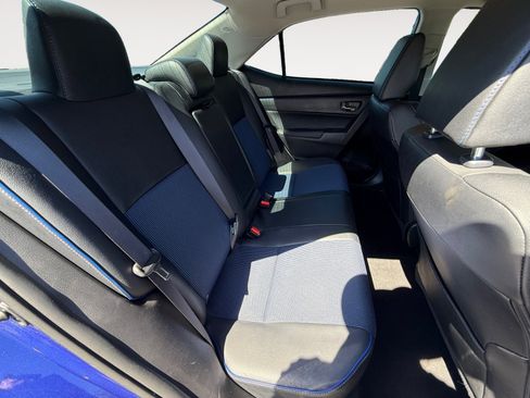 Used 2018 Toyota Corolla SE FWD image 18