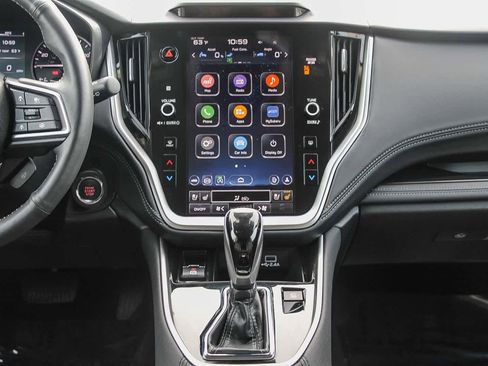 Used 2025 Subaru Outback Touring XT image 9