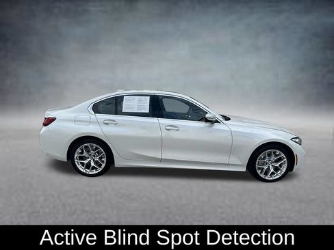 Used 2025 BMW 330i Sedan w/ Convenience Package RWD image 8