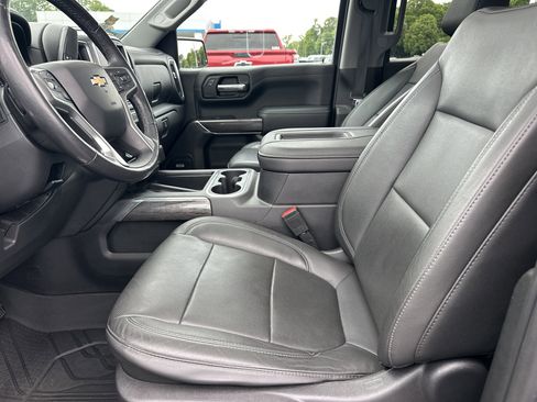 Used 2019 Chevrolet Silverado 1500 LTZ w/ LTZ Premium Package AWD/4WD image 9